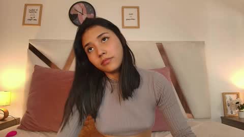 Sarah Evans online show from 01.04.25