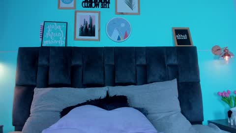 Sarah Evans online show from 02.26.25