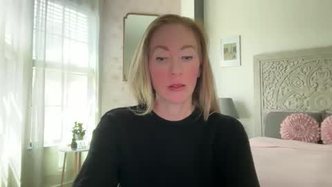 Sarah online show from 05.10.26