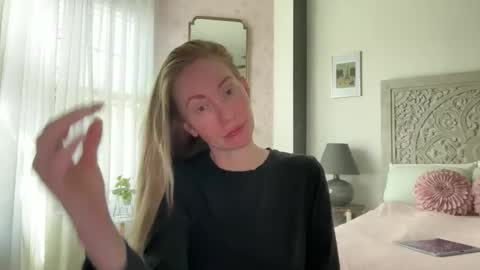 Sarah online show from 05.26.26