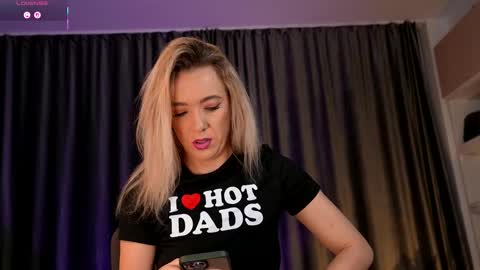 Sarahjadore online show from 01.10.26