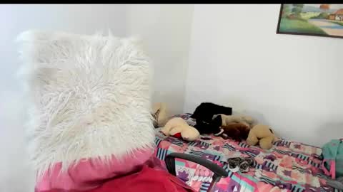 Snapshot of sarahlovexxv chatting on 11.13.25 Sarah online show from 11.13.25