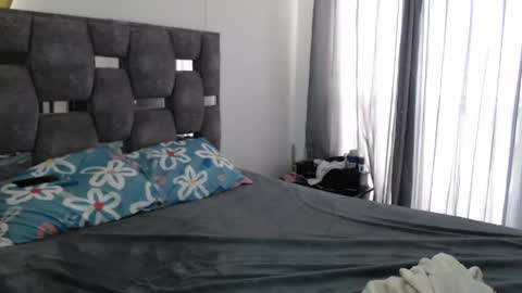 Snapshot of sarahott_1 chatting on 04.27.26 Lia online show from 04.27.26