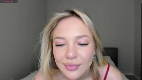 sarahphyllis online show from 11.13.25