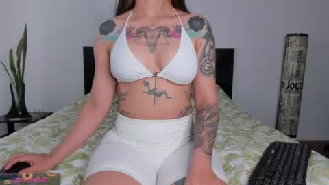 Girl next door online show from 06.11.26