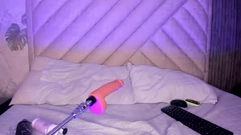 Sara online show from 03.15.26