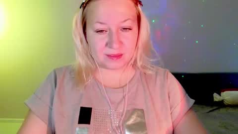 Sara online show from 10.17.25