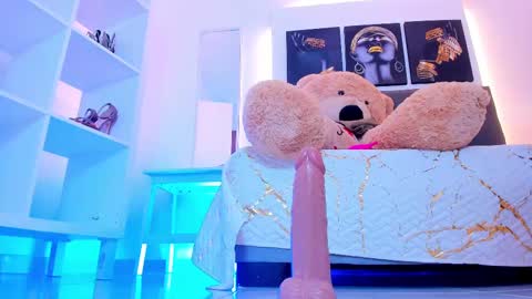 saralife69 online show from 02.17.25