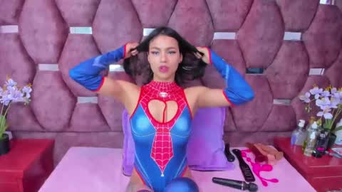 Snapshot of saraloveee_ chatting on 02.23.25 Sarita online show from 02.23.25