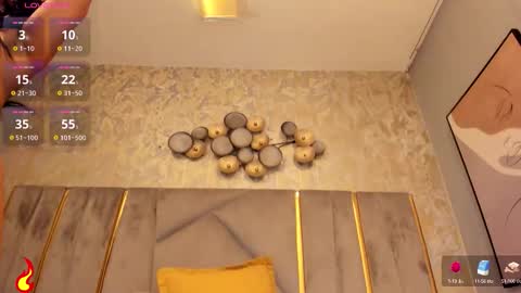 Snapshot of saramagiic chatting on 10.14.25 online show from 10.14.25