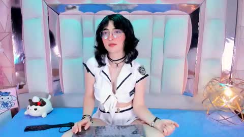 sara  online show from 09.20.25