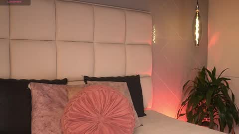 Sara online show from 03.30.26