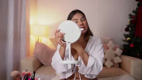 Sara online show from 11.25.25