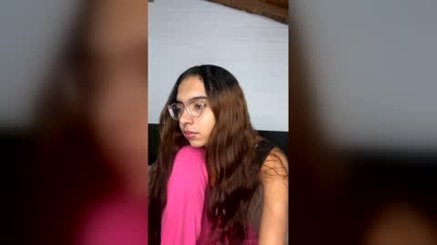 sarasaenz999 online show from 04.18.26