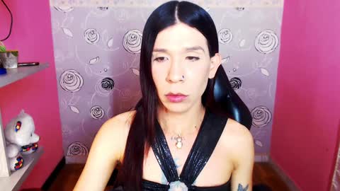 Snapshot of sarasofia44 chatting on 01.26.25 Sara Sofia online show from 01.26.25