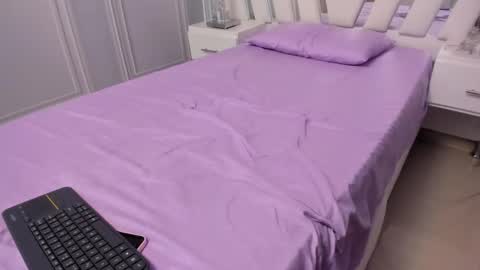 Sara  online show from 02.01.25