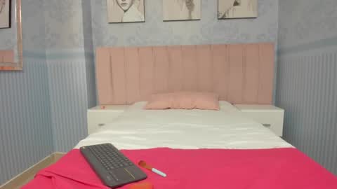 Sara  online show from 03.06.25