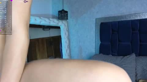 Sara W online show from 12.12.24