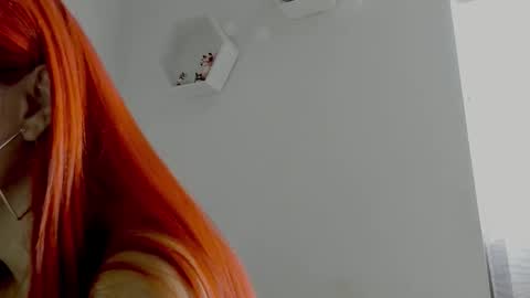 Snapshot of saray2312 chatting on 11.10.25 Saray online show from 11.10.25