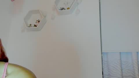 Snapshot of saray2312 chatting on 11.14.25 Saray online show from 11.14.25