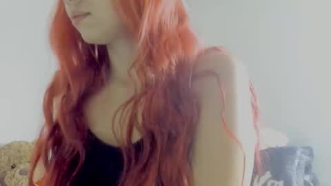 Snapshot of saray2312 chatting on 11.27.25 Saray online show from 11.27.25