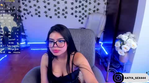Snapshot of saray__jones chatting on 01.06.25 saray__jones online show from 01.06.25