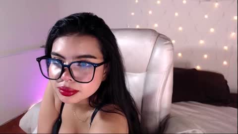 Snapshot of saray__jones chatting on 03.12.25 saray__jones online show from 03.12.25