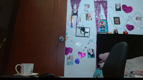 Sara Jimenez online show from 12.21.24