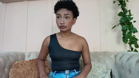 Snapshot of saray_mardez chatting on 02.02.25 Saray Mardez online show from 02.02.25