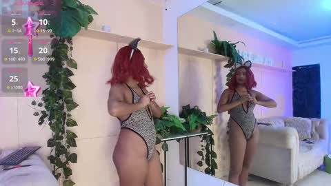 Snapshot of saray_mardez chatting on 02.18.25 Saray Mardez online show from 02.18.25