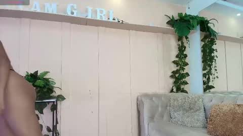 Snapshot of saray_mardez chatting on 03.07.25 Saray Mardez online show from 03.07.25