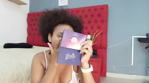 Snapshot of saray_mardez chatting on 09.23.25 Saray Mardez online show from 09.23.25