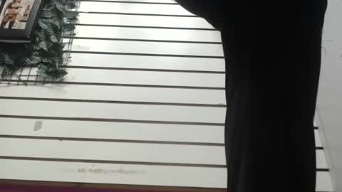 Snapshot of sarayx chatting on 12.03.25 mery online show from 12.03.25