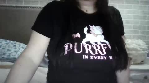 Snapshot of saretta46 chatting on 12.27.24 Sara online show from 12.27.24