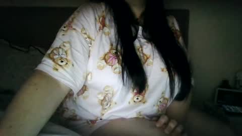 Snapshot of saretta46 chatting on 11.16.25 Sara online show from 11.16.25