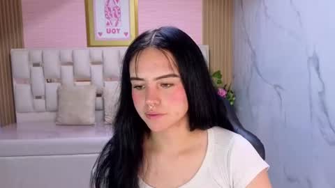 Snapshot of sarita_09_s chatting on 06.17.26 Sara online show from 06.17.26