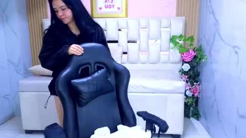 Snapshot of sarita_09_s chatting on 07.14.26 Sara online show from 07.14.26