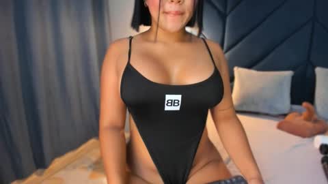 Snapshot of sarita_hills chatting on 02.07.26 Sara online show from 02.07.26