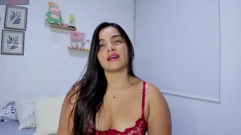 Snapshot of saritadolly_ chatting on 06.19.26 Sara Cute online show from 06.19.26