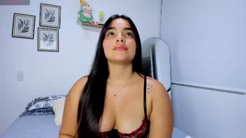 Snapshot of saritadolly_ chatting on 06.21.26 Sara Cute online show from 06.21.26