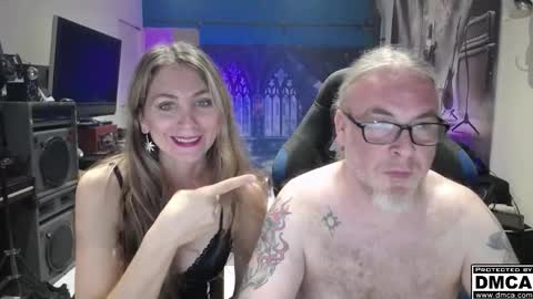 Giselle and Jay online show from 10.23.25