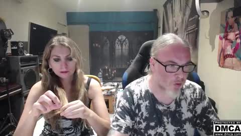 Giselle and Jay online show from 10.31.25