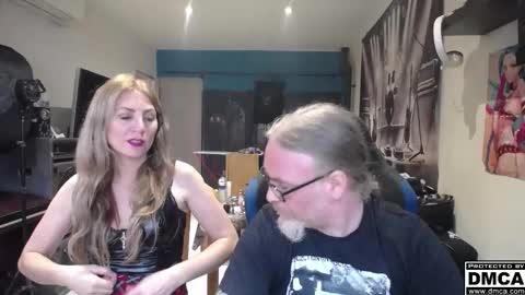 Giselle and Jay online show from 11.06.25
