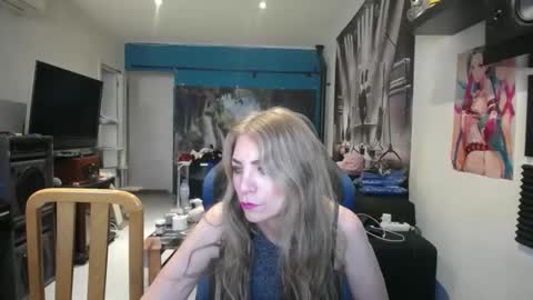 Giselle and Jay online show from 11.21.25