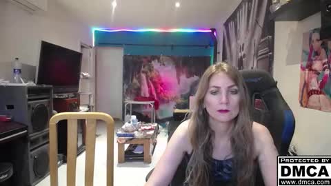 Giselle and Jay online show from 11.25.25