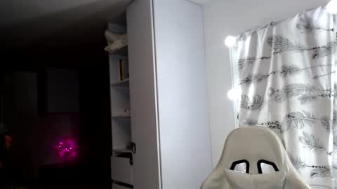 yesica online show from 02.22.25