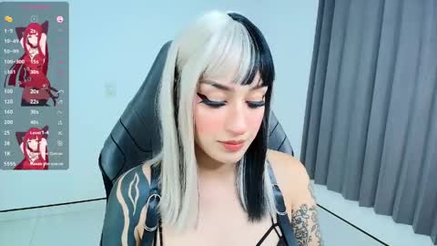 Snapshot of sasha_baby69 chatting on 05.06.26 yesica online show from 05.06.26
