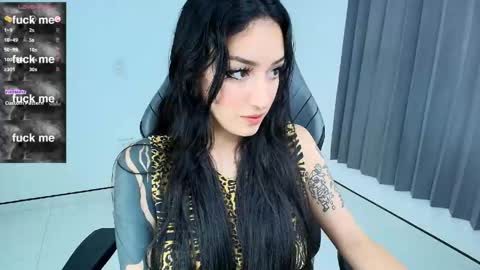 Snapshot of sasha_baby69 chatting on 05.20.26 yesica online show from 05.20.26