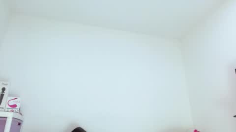 Snapshot of sasha_creamy chatting on 10.02.25 Sasha Creamy online show from 10.02.25