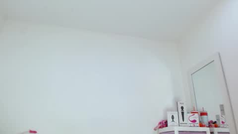 Snapshot of sasha_creamy chatting on 02.08.26 Sasha Creamy online show from 02.08.26